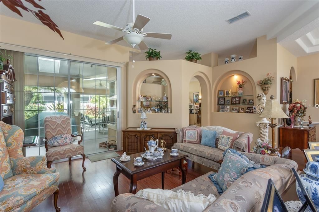 Active With Contract: $359,000 (3 beds, 2 baths, 2062 Square Feet)