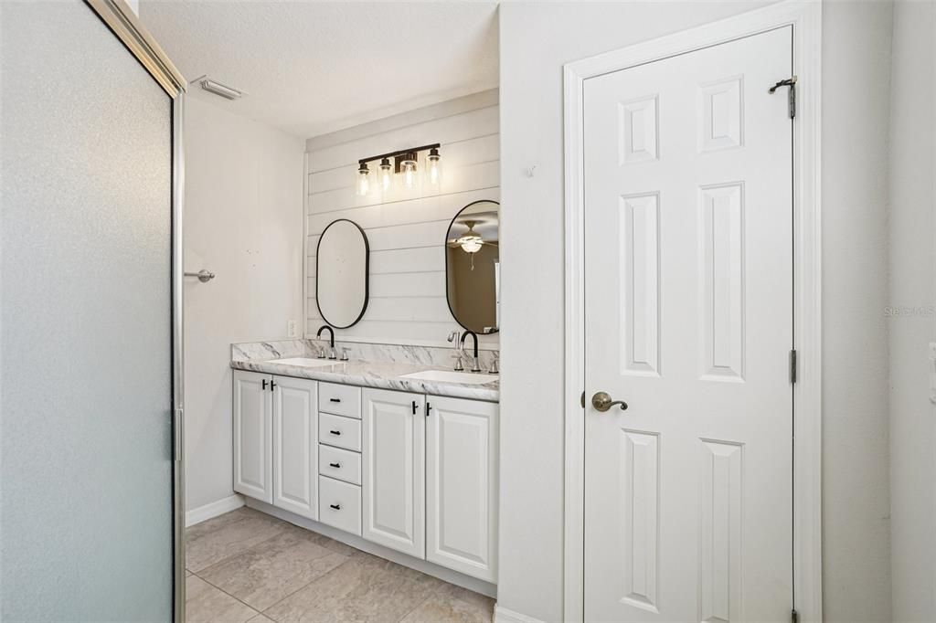 待售: $389,000 (3 贝兹, 2 浴室, 1530 平方英尺)