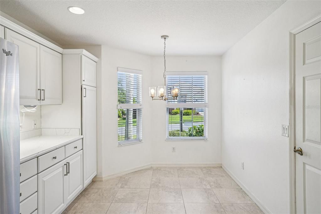 待售: $389,000 (3 贝兹, 2 浴室, 1530 平方英尺)