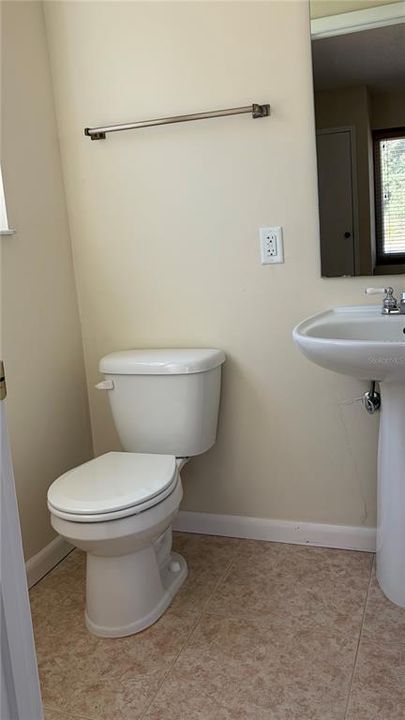 For Sale: $274,000 (3 beds, 2 baths, 1300 Square Feet)