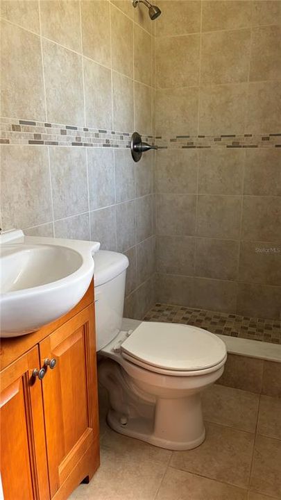 For Sale: $274,000 (3 beds, 2 baths, 1300 Square Feet)