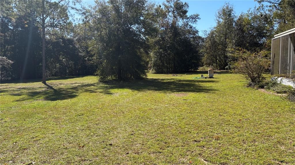 For Sale: $274,000 (3 beds, 2 baths, 1300 Square Feet)