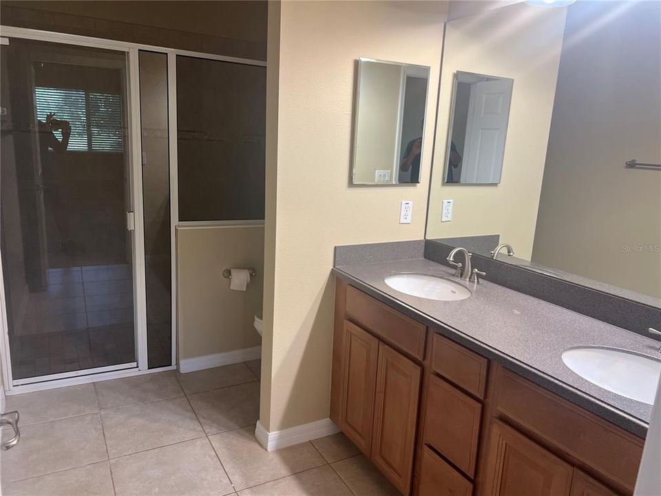 出租: $1,800 (2 贝兹, 2 浴室, 1536 平方英尺)