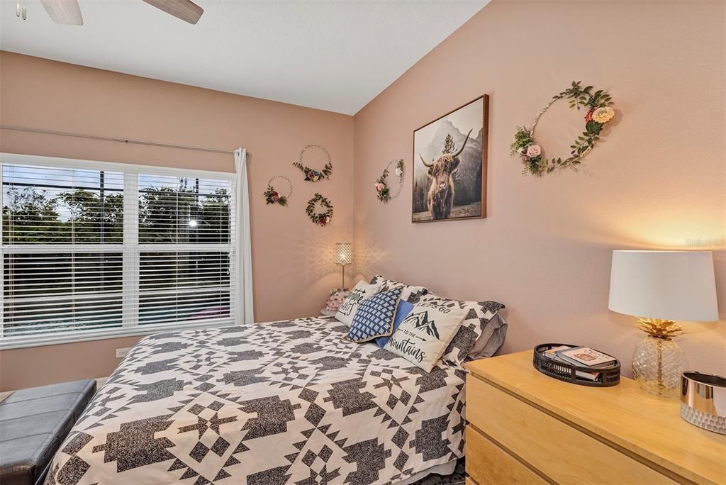 For Sale: $405,000 (4 beds, 3 baths, 1839 Square Feet)