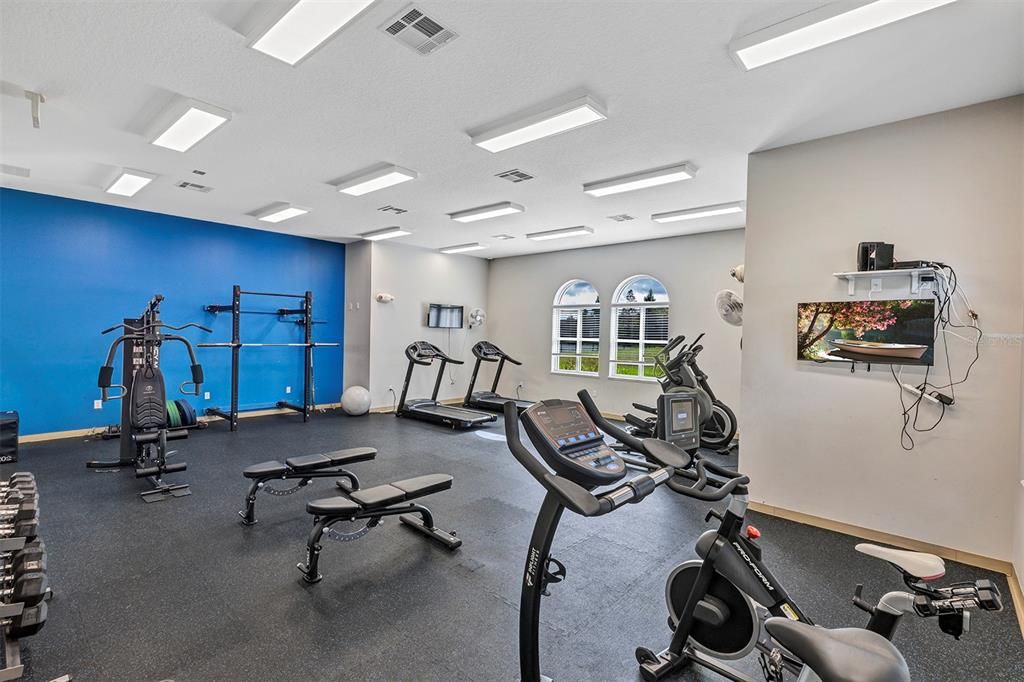 For Sale: $405,000 (4 beds, 3 baths, 1839 Square Feet)