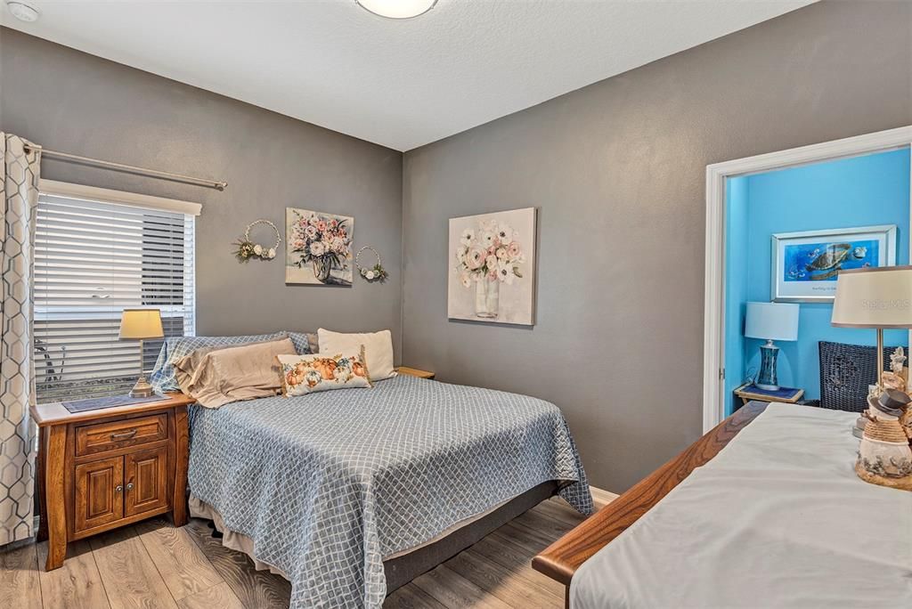 For Sale: $405,000 (4 beds, 3 baths, 1839 Square Feet)