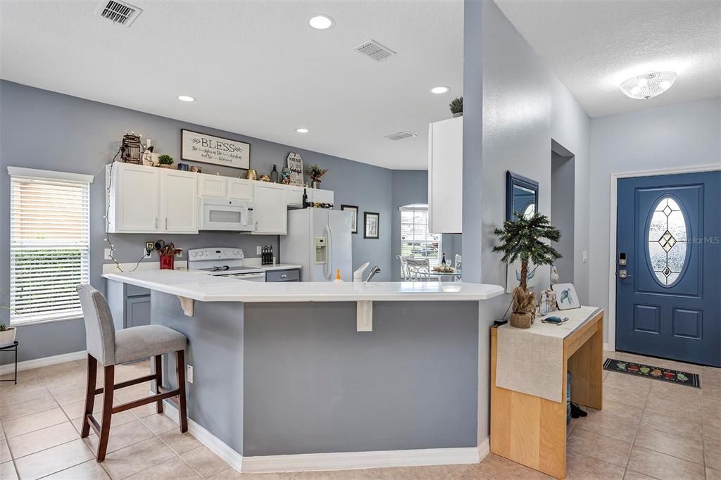 For Sale: $405,000 (4 beds, 3 baths, 1839 Square Feet)