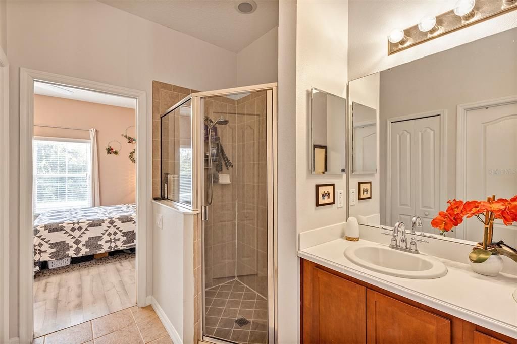 For Sale: $405,000 (4 beds, 3 baths, 1839 Square Feet)