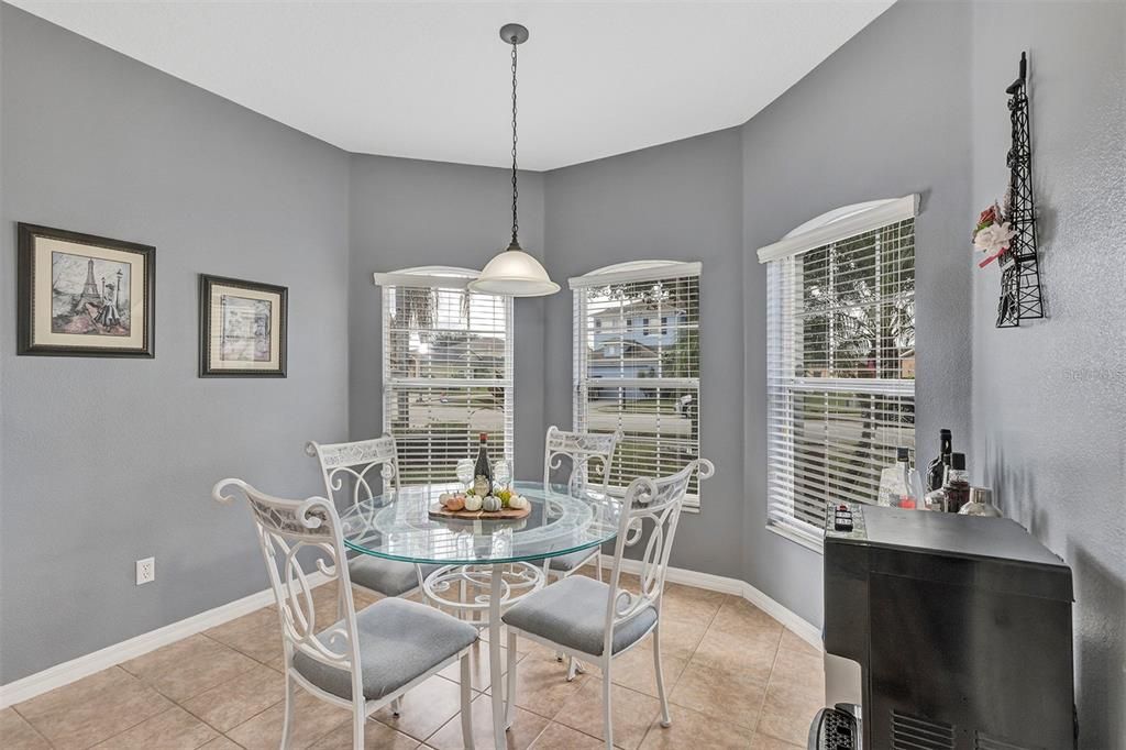 For Sale: $405,000 (4 beds, 3 baths, 1839 Square Feet)