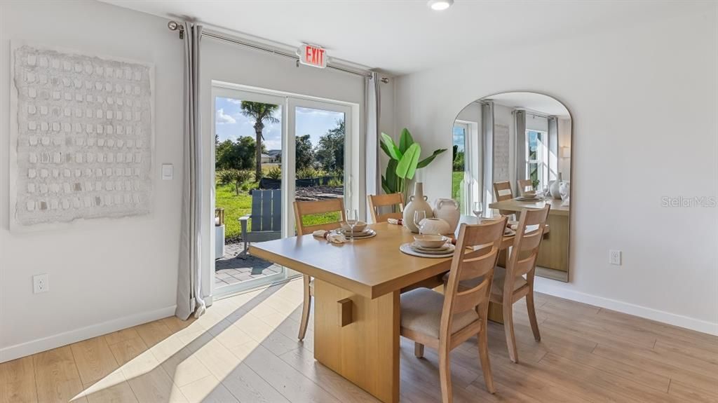 For Sale: $324,990 (4 beds, 2 baths, 1498 Square Feet)