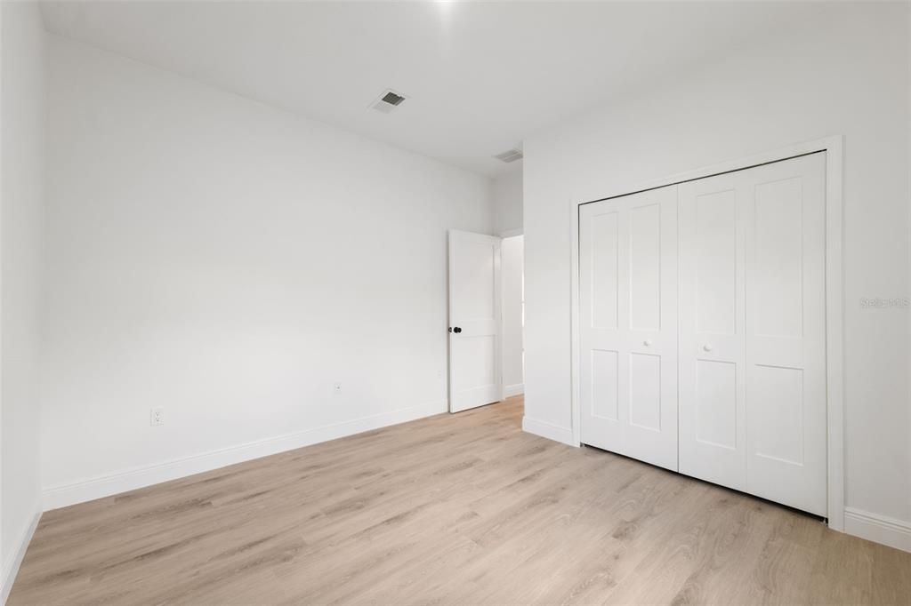 For Sale: $289,700 (4 beds, 2 baths, 1774 Square Feet)