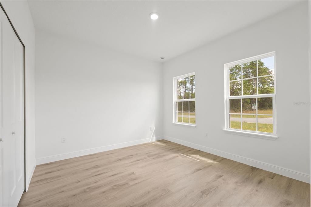 For Sale: $289,700 (4 beds, 2 baths, 1774 Square Feet)