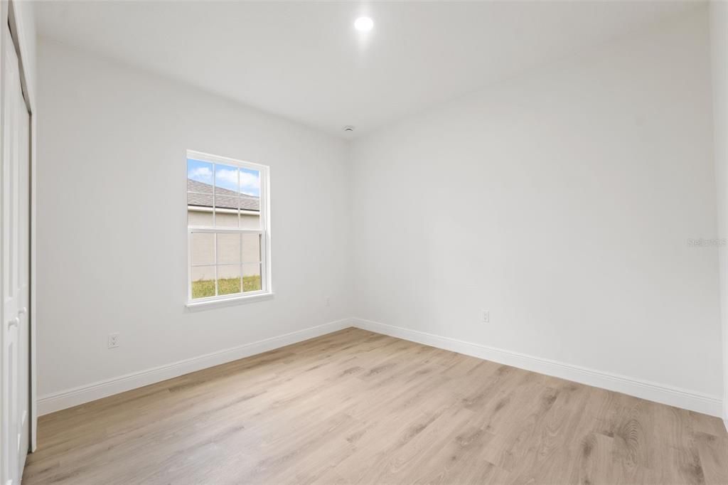 For Sale: $289,700 (4 beds, 2 baths, 1774 Square Feet)