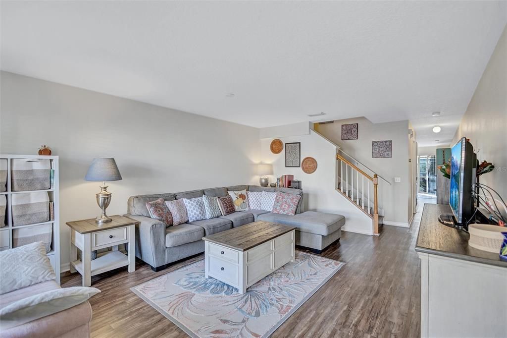 Active With Contract: $258,000 (2 beds, 2 baths, 1538 Square Feet)