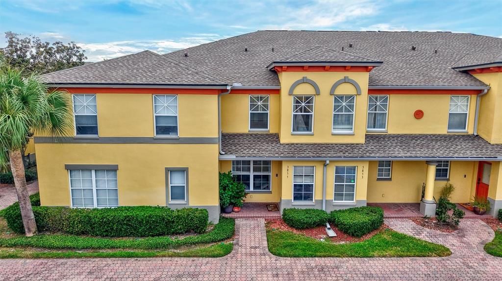 Active With Contract: $258,000 (2 beds, 2 baths, 1538 Square Feet)