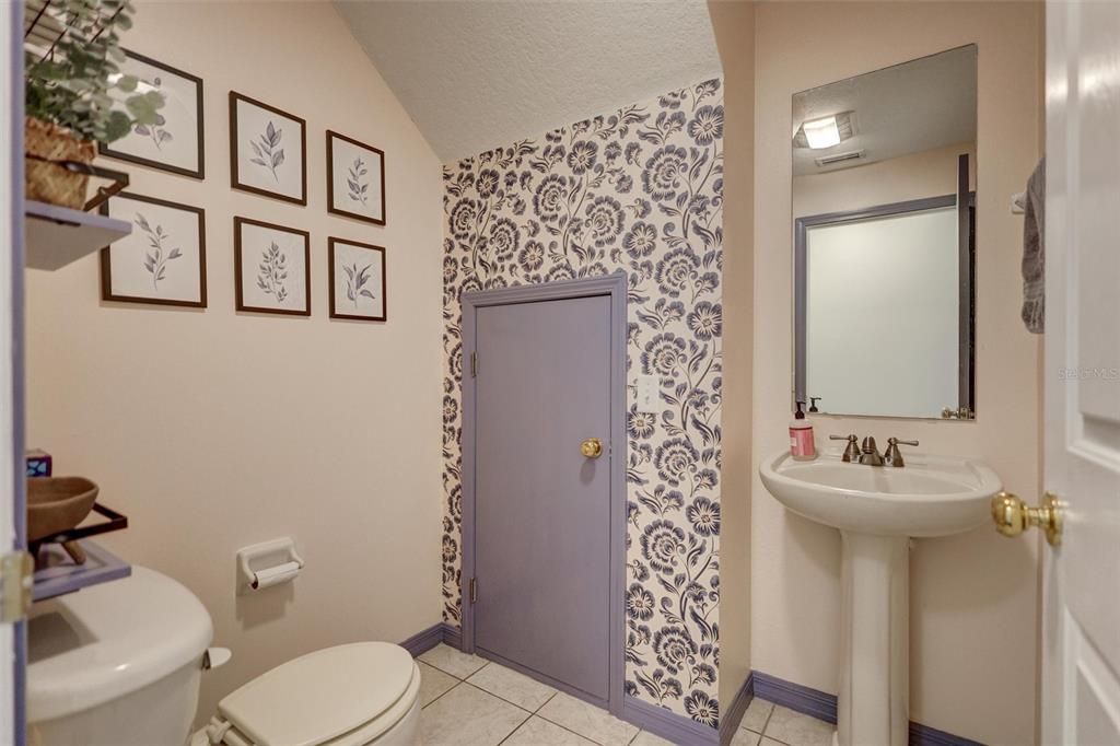 Active With Contract: $258,000 (2 beds, 2 baths, 1538 Square Feet)