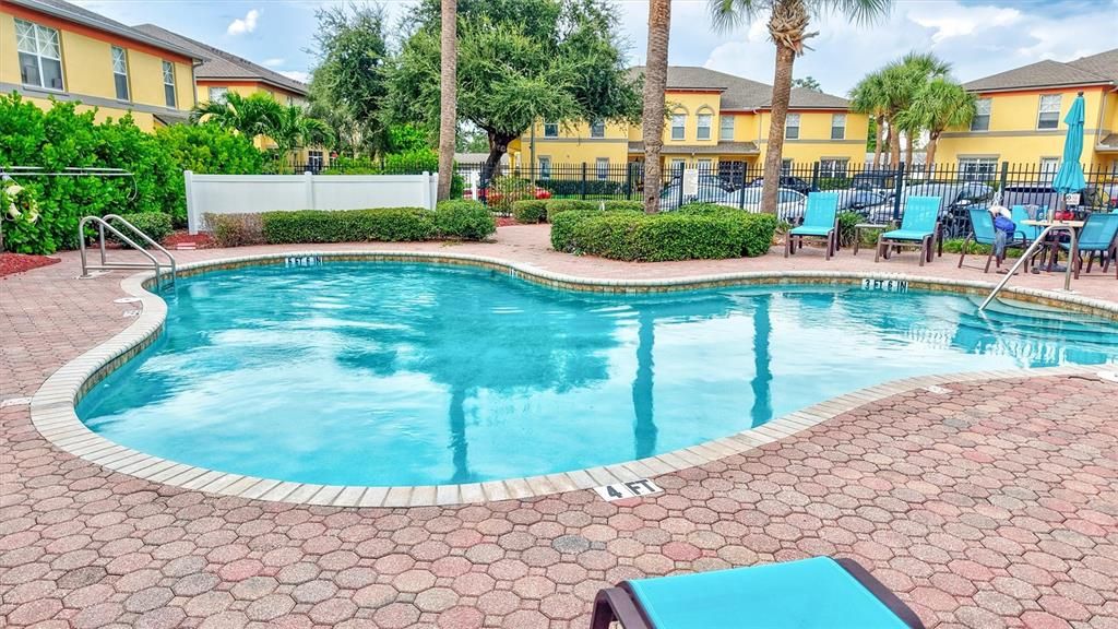 Active With Contract: $258,000 (2 beds, 2 baths, 1538 Square Feet)