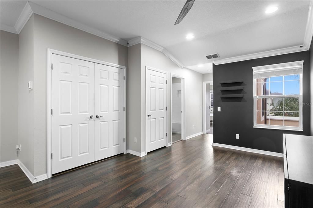 待售: $400,000 (2 贝兹, 2 浴室, 1632 平方英尺)