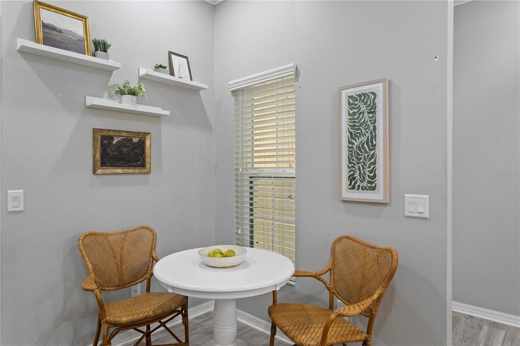 待售: $400,000 (2 贝兹, 2 浴室, 1632 平方英尺)