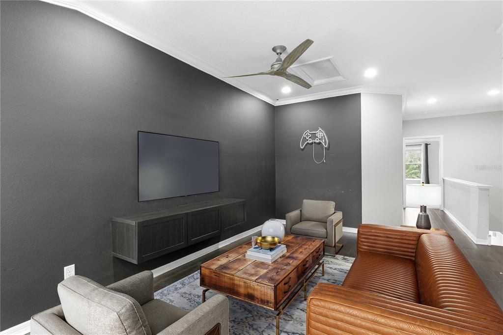 待售: $400,000 (2 贝兹, 2 浴室, 1632 平方英尺)