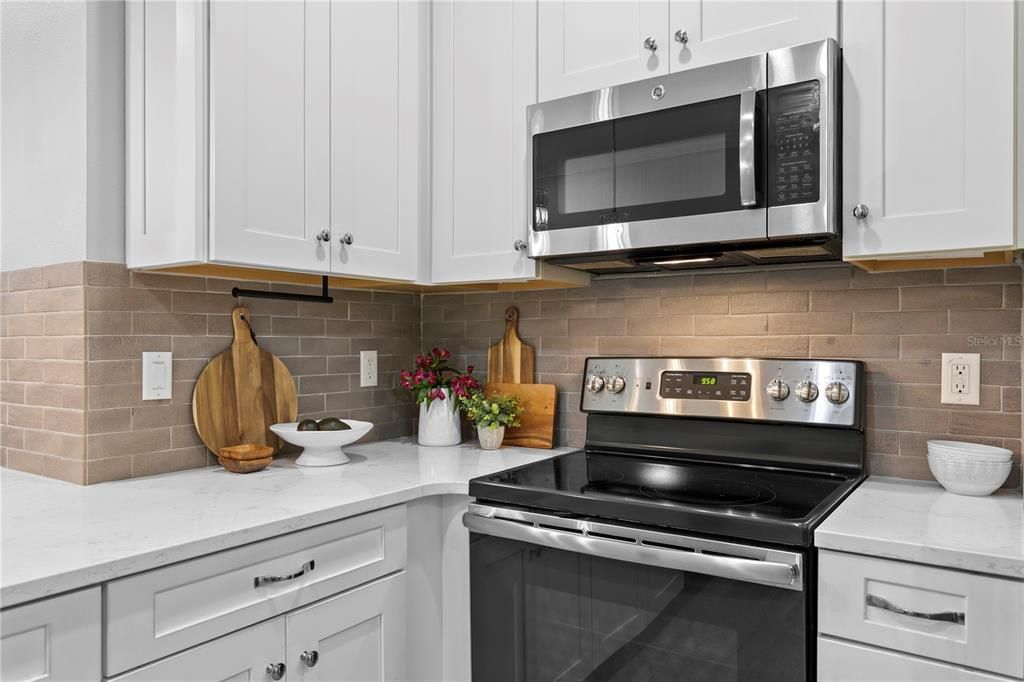 待售: $400,000 (2 贝兹, 2 浴室, 1632 平方英尺)