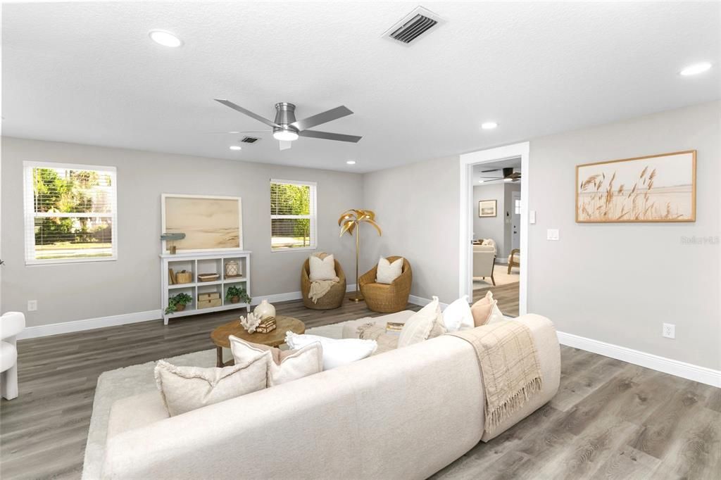 待售: $449,900 (3 贝兹, 2 浴室, 1261 平方英尺)