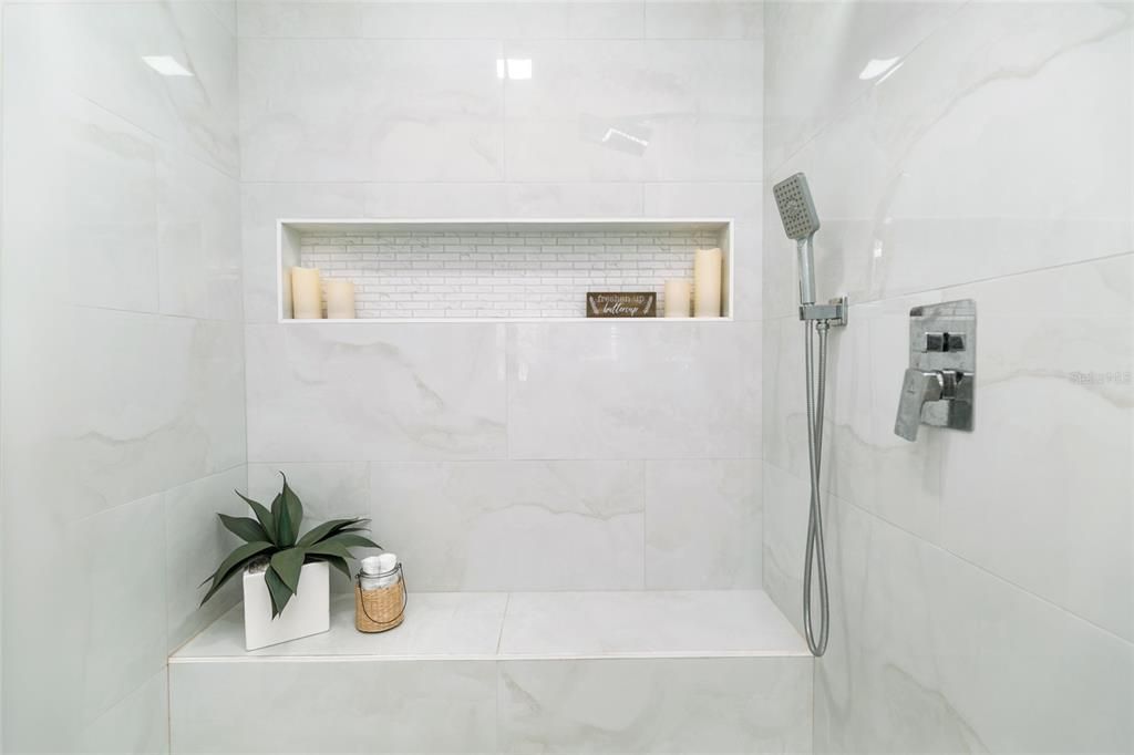 待售: $449,900 (3 贝兹, 2 浴室, 1261 平方英尺)