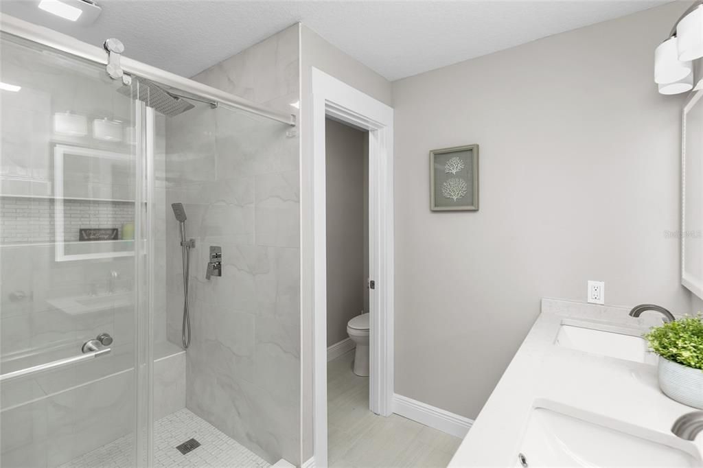 待售: $449,900 (3 贝兹, 2 浴室, 1261 平方英尺)