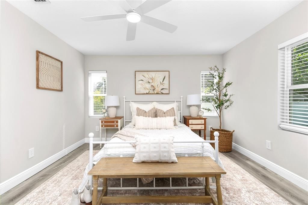 待售: $449,900 (3 贝兹, 2 浴室, 1261 平方英尺)