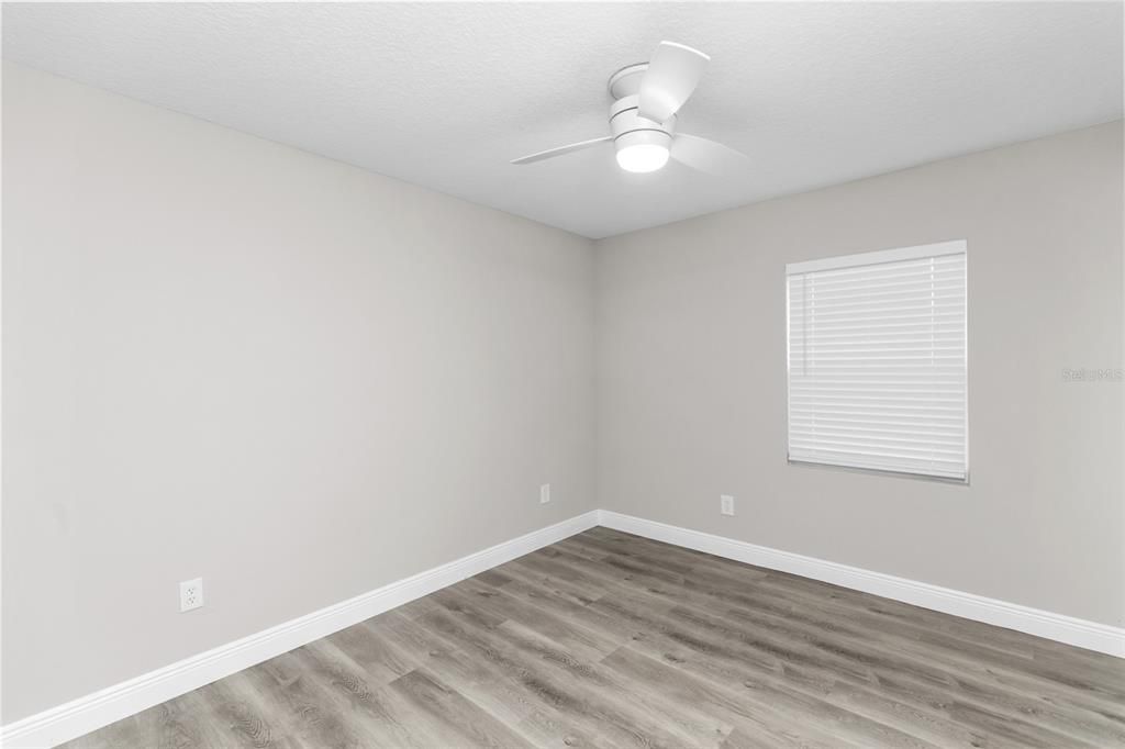 待售: $449,900 (3 贝兹, 2 浴室, 1261 平方英尺)