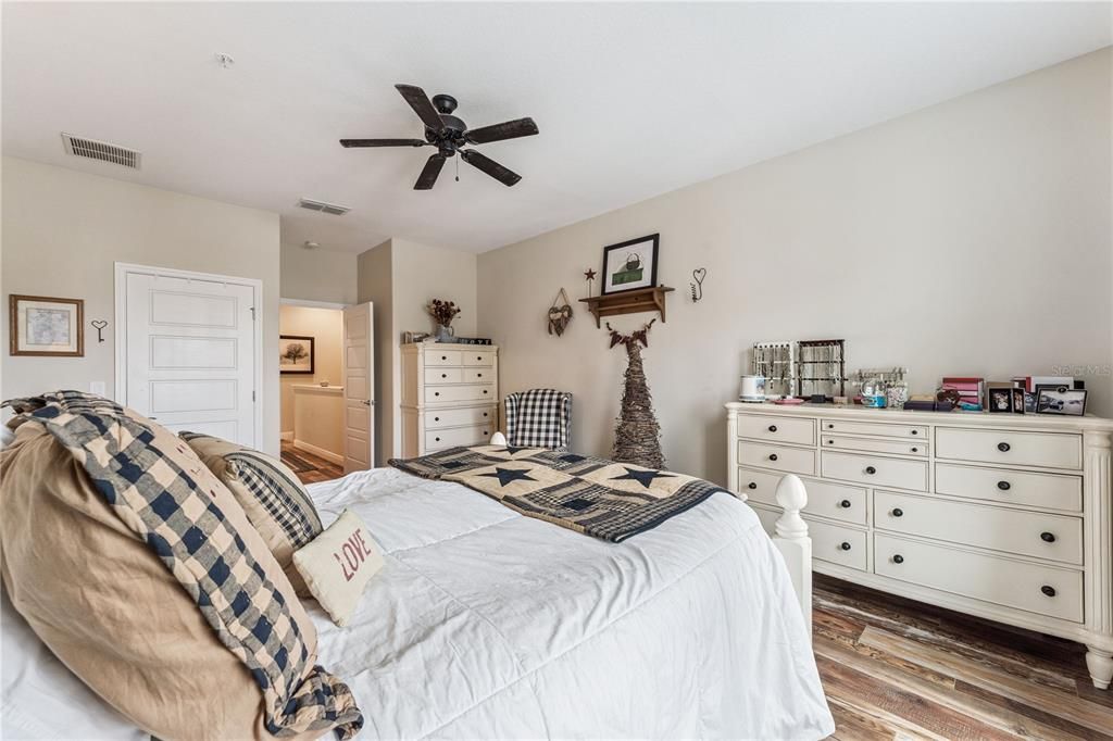 待售: $449,900 (3 贝兹, 3 浴室, 2191 平方英尺)