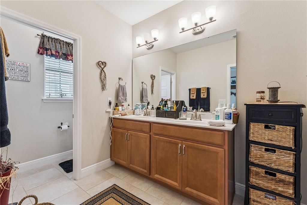 待售: $449,900 (3 贝兹, 3 浴室, 2191 平方英尺)