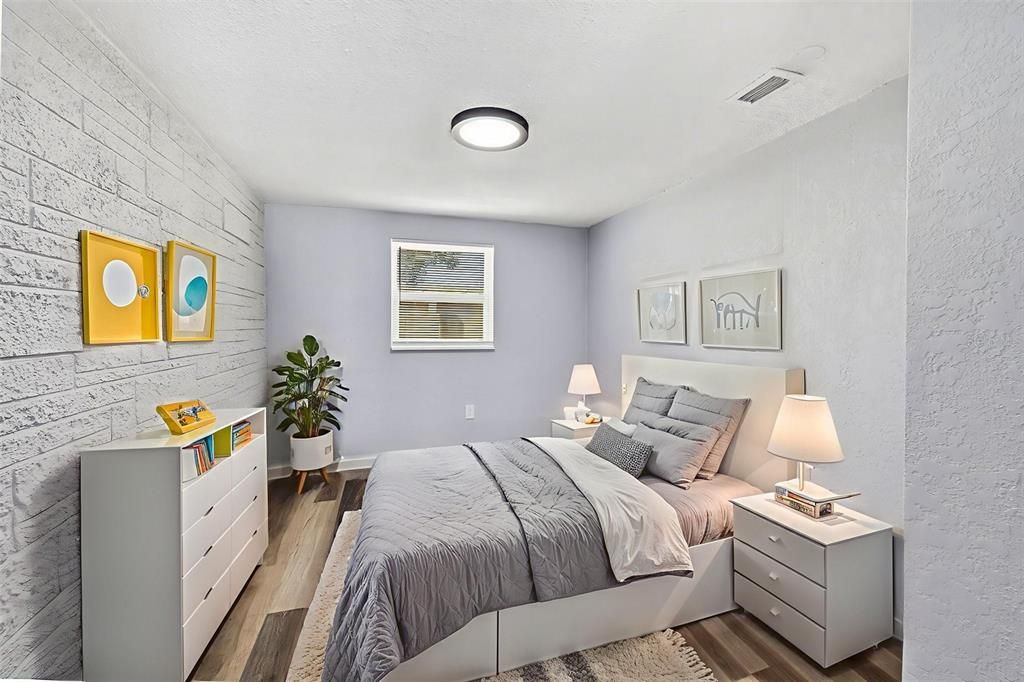 合同活跃: $279,900 (3 贝兹, 2 浴室, 1454 平方英尺)