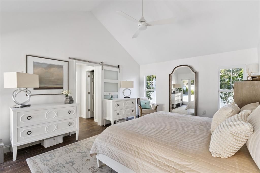 На продажу: $1,675,000 (4 спален, 4 ванн, 3022 Квадратных фут)