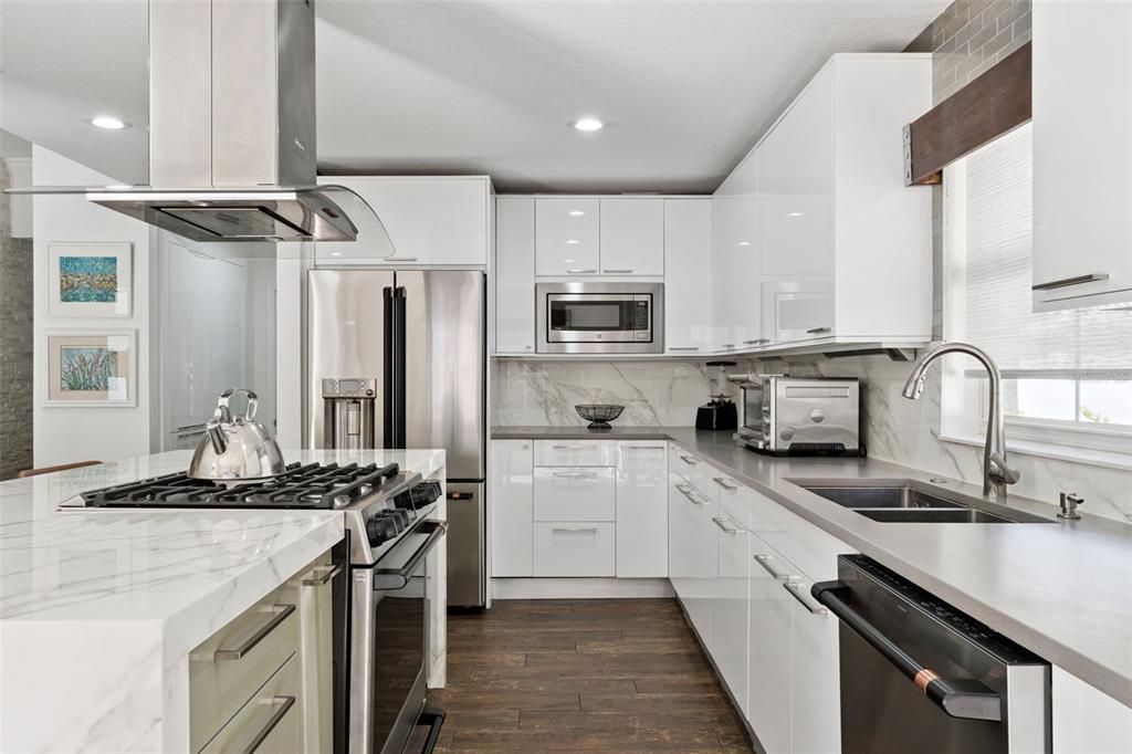 На продажу: $1,675,000 (4 спален, 4 ванн, 3022 Квадратных фут)