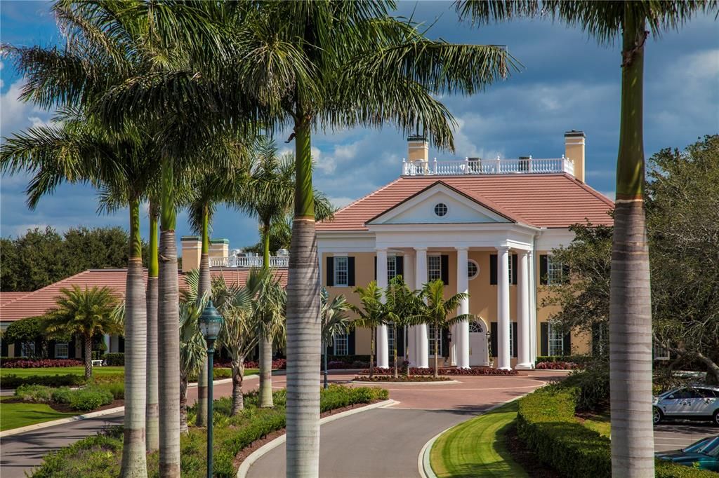 For Sale: $2,300,000 (4 beds, 5 baths, 4346 Square Feet)