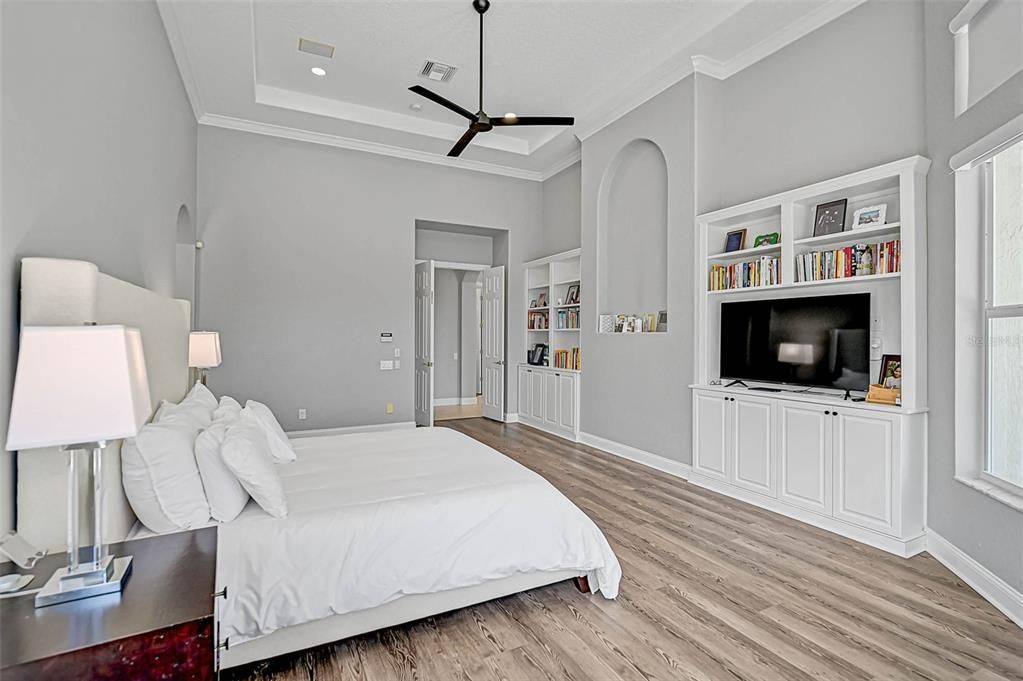 For Sale: $2,300,000 (4 beds, 5 baths, 4346 Square Feet)