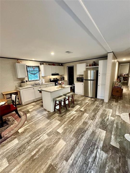 En Venta: $320,000 (3 camas, 2 baños, 1404 Pies cuadrados)