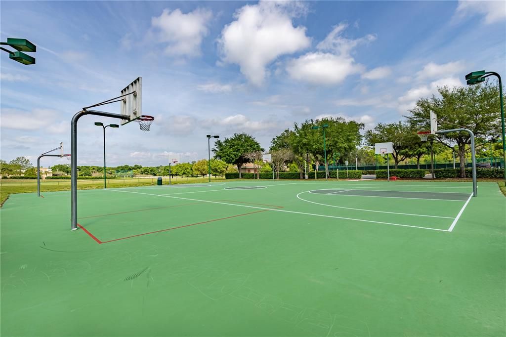 Active With Contract: $299,900 (3 beds, 2 baths, 1562 Square Feet)