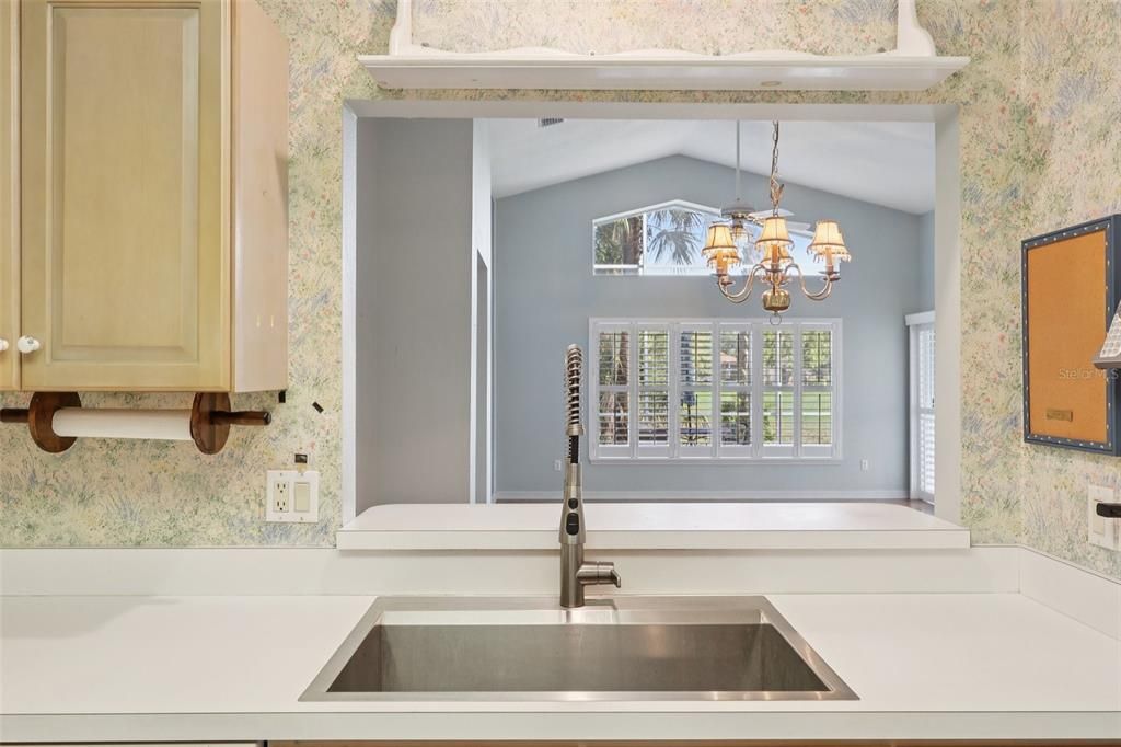 Active With Contract: $299,900 (3 beds, 2 baths, 1562 Square Feet)