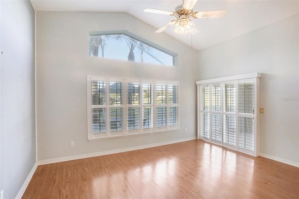 Active With Contract: $299,900 (3 beds, 2 baths, 1562 Square Feet)