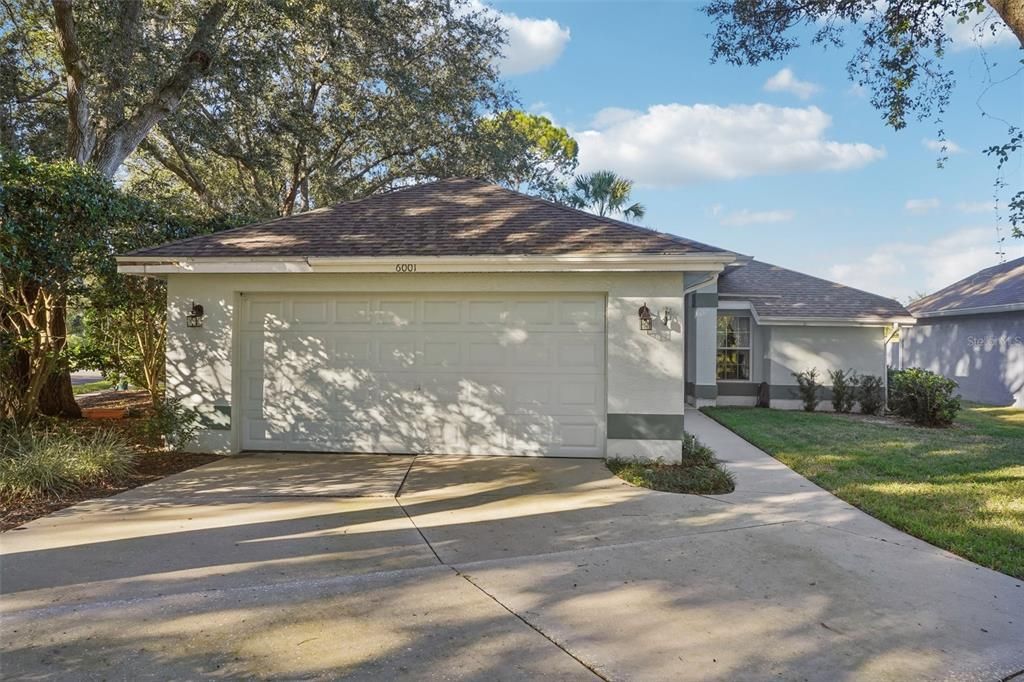 Active With Contract: $299,900 (3 beds, 2 baths, 1562 Square Feet)