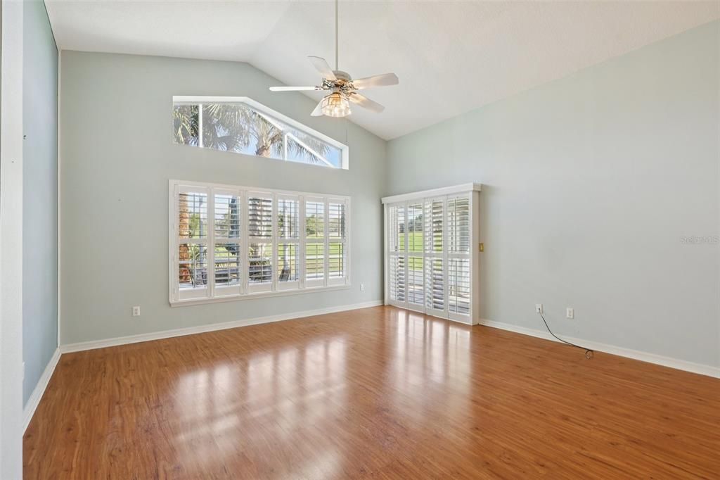 Active With Contract: $299,900 (3 beds, 2 baths, 1562 Square Feet)