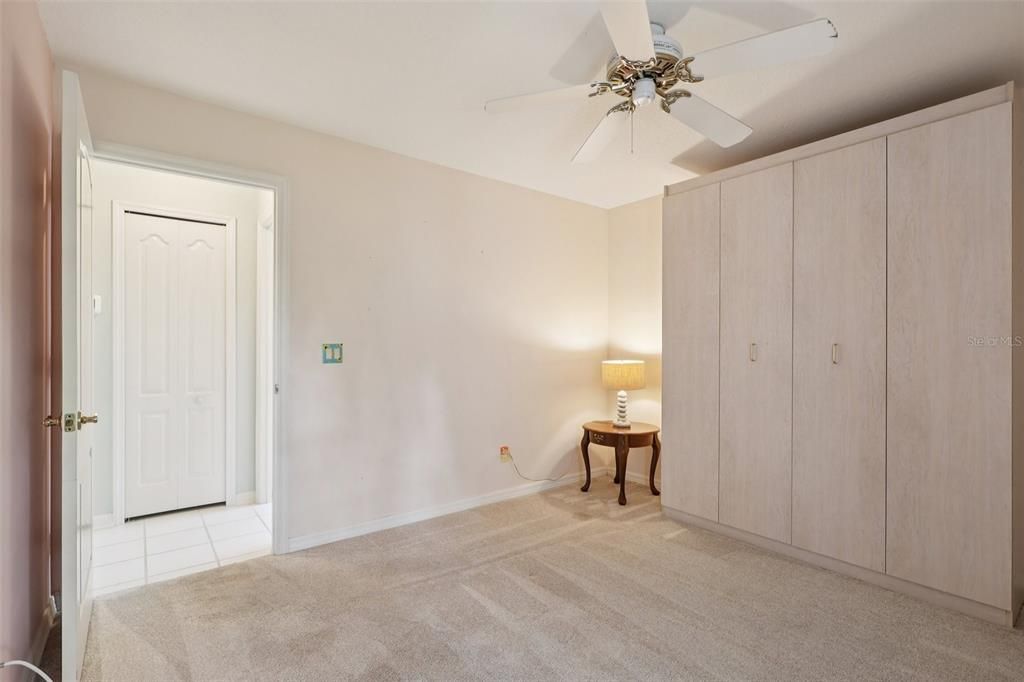 Active With Contract: $299,900 (3 beds, 2 baths, 1562 Square Feet)