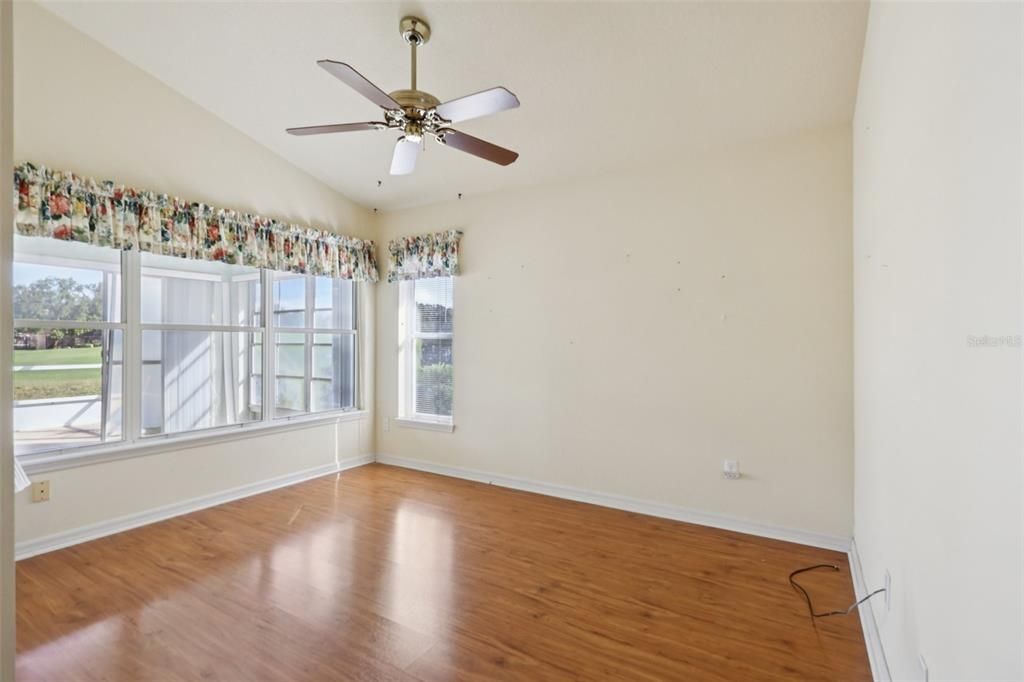 Active With Contract: $299,900 (3 beds, 2 baths, 1562 Square Feet)