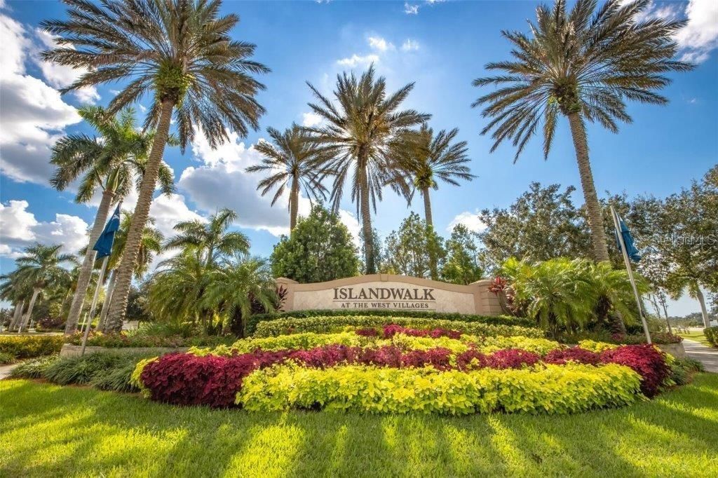 En Venta: $630,000 (4 camas, 2 baños, 1997 Pies cuadrados)