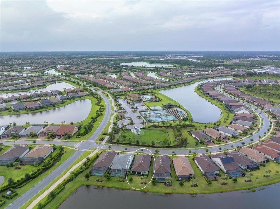 En Venta: $630,000 (4 camas, 2 baños, 1997 Pies cuadrados)