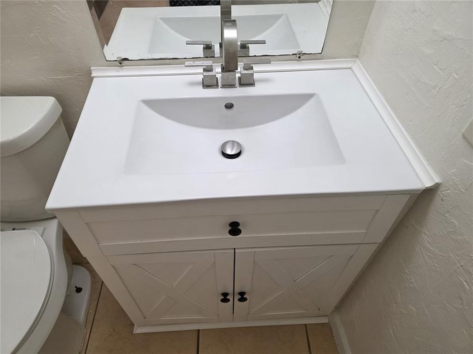 For Rent: $2,000 (3 beds, 1 baths, 1520 Square Feet)