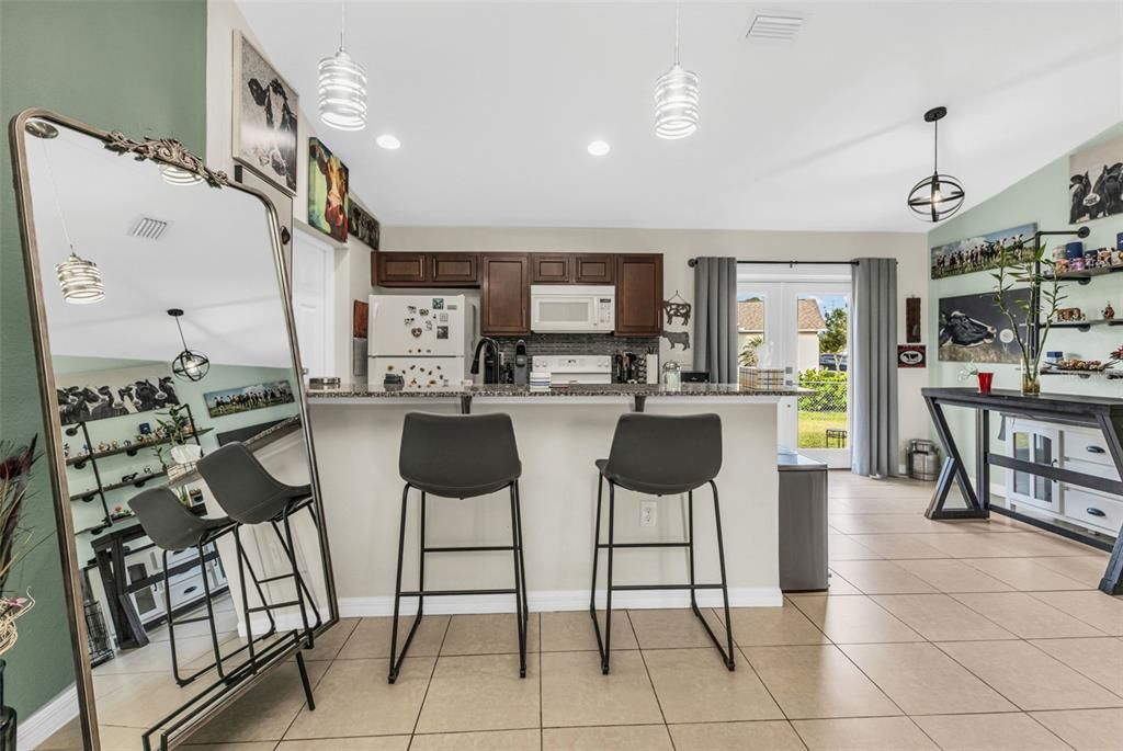 For Sale: $289,900 (3 beds, 2 baths, 1170 Square Feet)