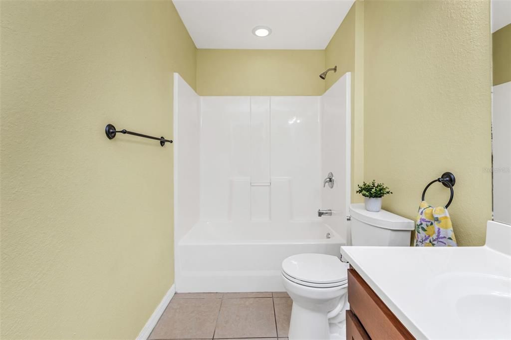 For Sale: $289,900 (3 beds, 2 baths, 1170 Square Feet)